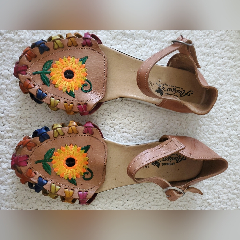 Alcazars Artesanias Floral Embroidered Leather Sandals - Picture 13 of 14